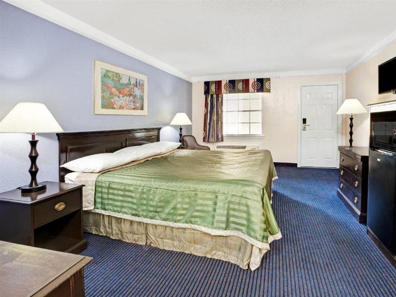Travelodge By Wyndham North Richland Hills/Dallas/Ft Worth Esterno foto
