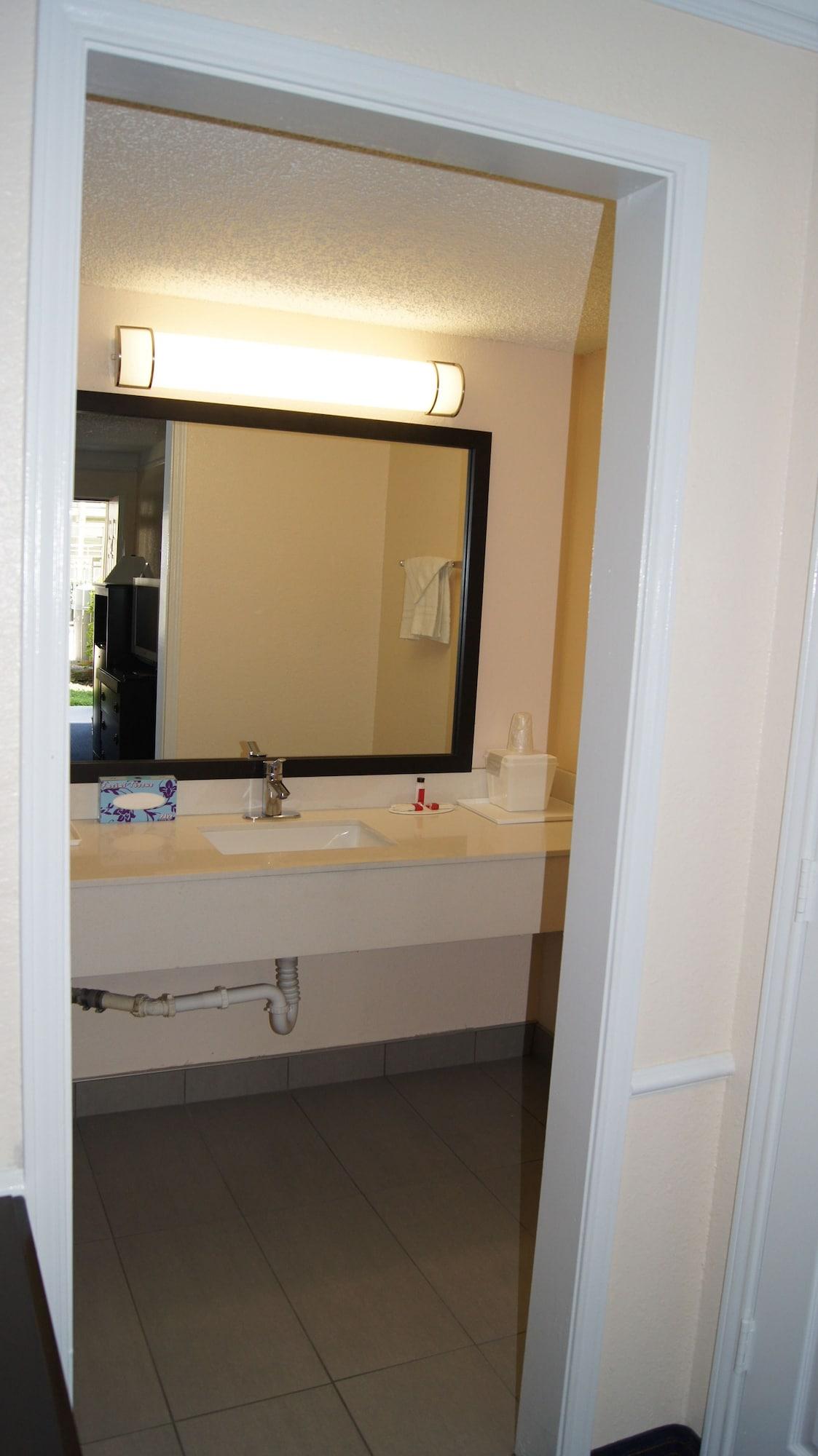 Travelodge By Wyndham North Richland Hills/Dallas/Ft Worth Esterno foto