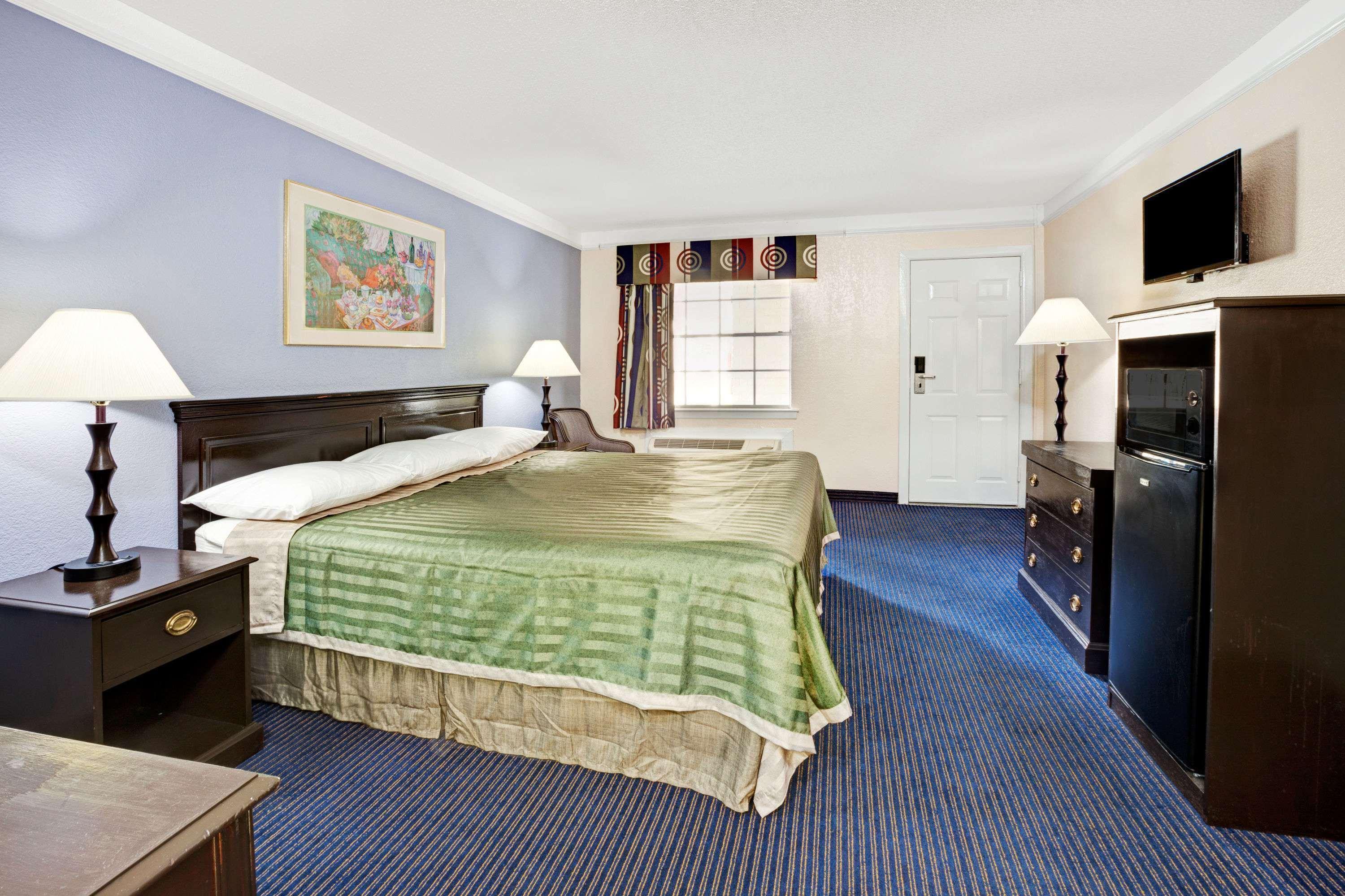 Travelodge By Wyndham North Richland Hills/Dallas/Ft Worth Esterno foto